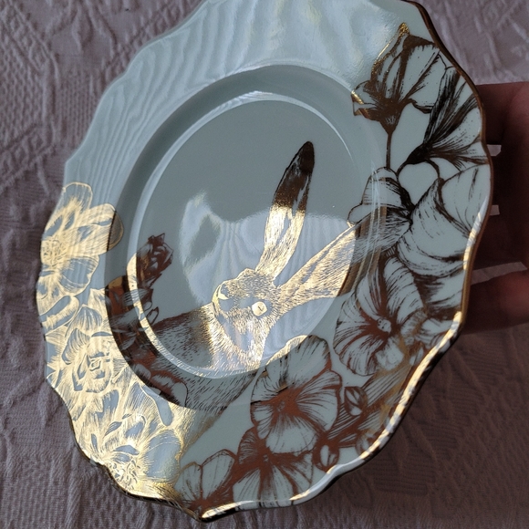222 5th 🐰 Bunny plate green and gold - Picture 3 of 7